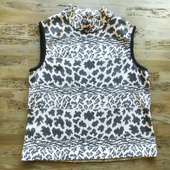 St John Pink and Grey Animal Print Top - Picture 2 of 6